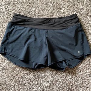 Oiselle black roga running shorts, EUC, size 4